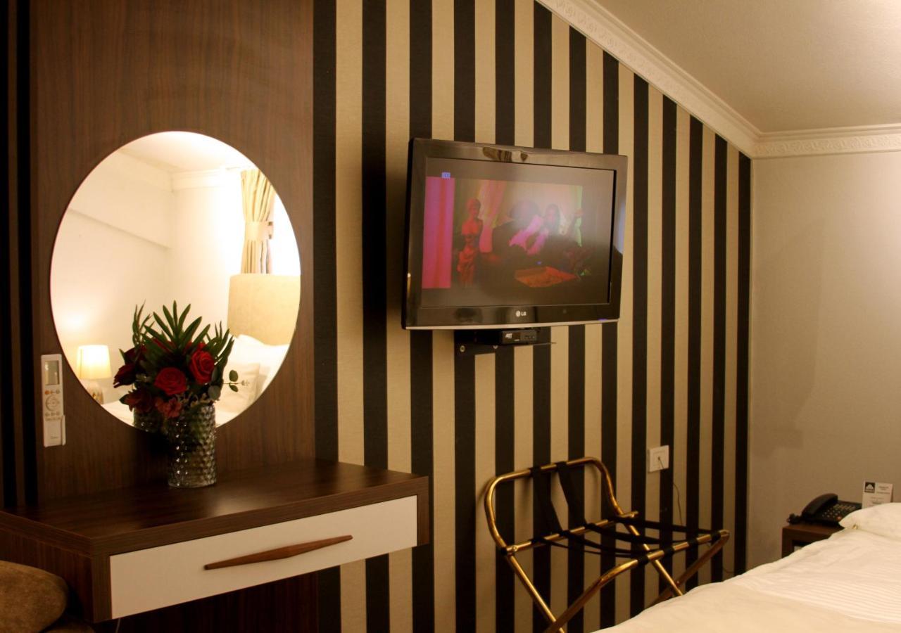 Hotel Driada Gjakova Luaran gambar