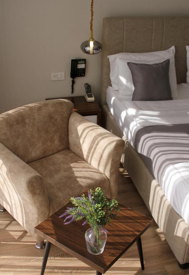 Hotel Driada Gjakova Luaran gambar
