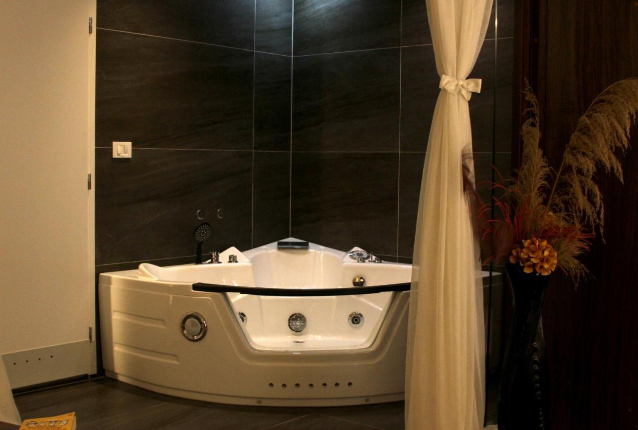 Hotel Driada Gjakova Luaran gambar