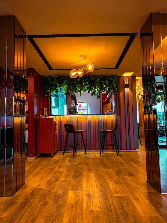 Hotel Driada Gjakova Luaran gambar
