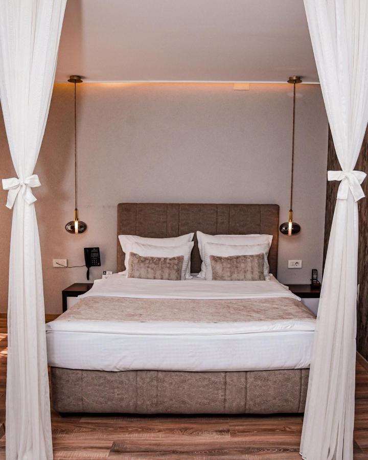 Hotel Driada Gjakova Luaran gambar
